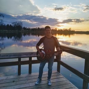 Meet your Posher, Dominic